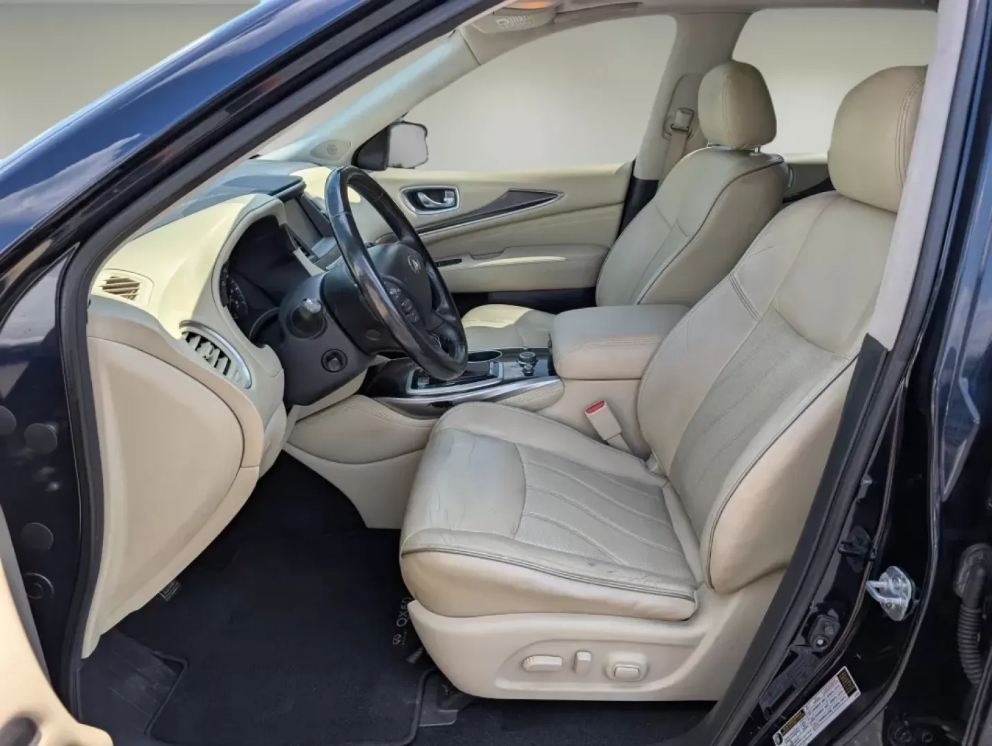 2017 /Wheat Infiniti QX60 (5N1DL0MN8HC) with an Other engine, located at 3959 U.S. 80 W, Phenix City, AL, 36870, (334) 297-4885, 32.469296, -85.135185 - ### Discover Adventure with the 2017 Infiniti QX60 Perfect for Family Journeys!<br /> <br /> Are you seeking a vehicle that effortlessly combines luxury with family-friendly features? Look no further! The 2017 Infiniti QX60 is designed for growing families and those who cherish the open road. This - Photo#9