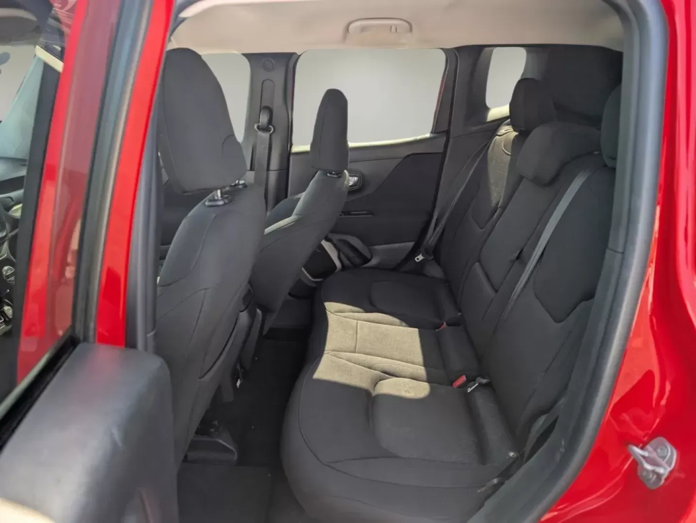 2017 /Black Jeep Renegade Latitude (ZACCJBBB9HP) with an Other engine, located at 804 22nd Ave, Phenix City, AL, 36870, (334) 297-1860, 32.484749, -85.024475 - Discover your next adventure with this stunning **2017 Jeep Renegade Latitude**, available now at **Gils Auto** in **Phenix City, AL**. This versatile **sport utility vehicle**, finished in an eye-catching **Colorado Red**, is perfect for growing families or anyone seeking a reliable vehicle for wee - Photo#10