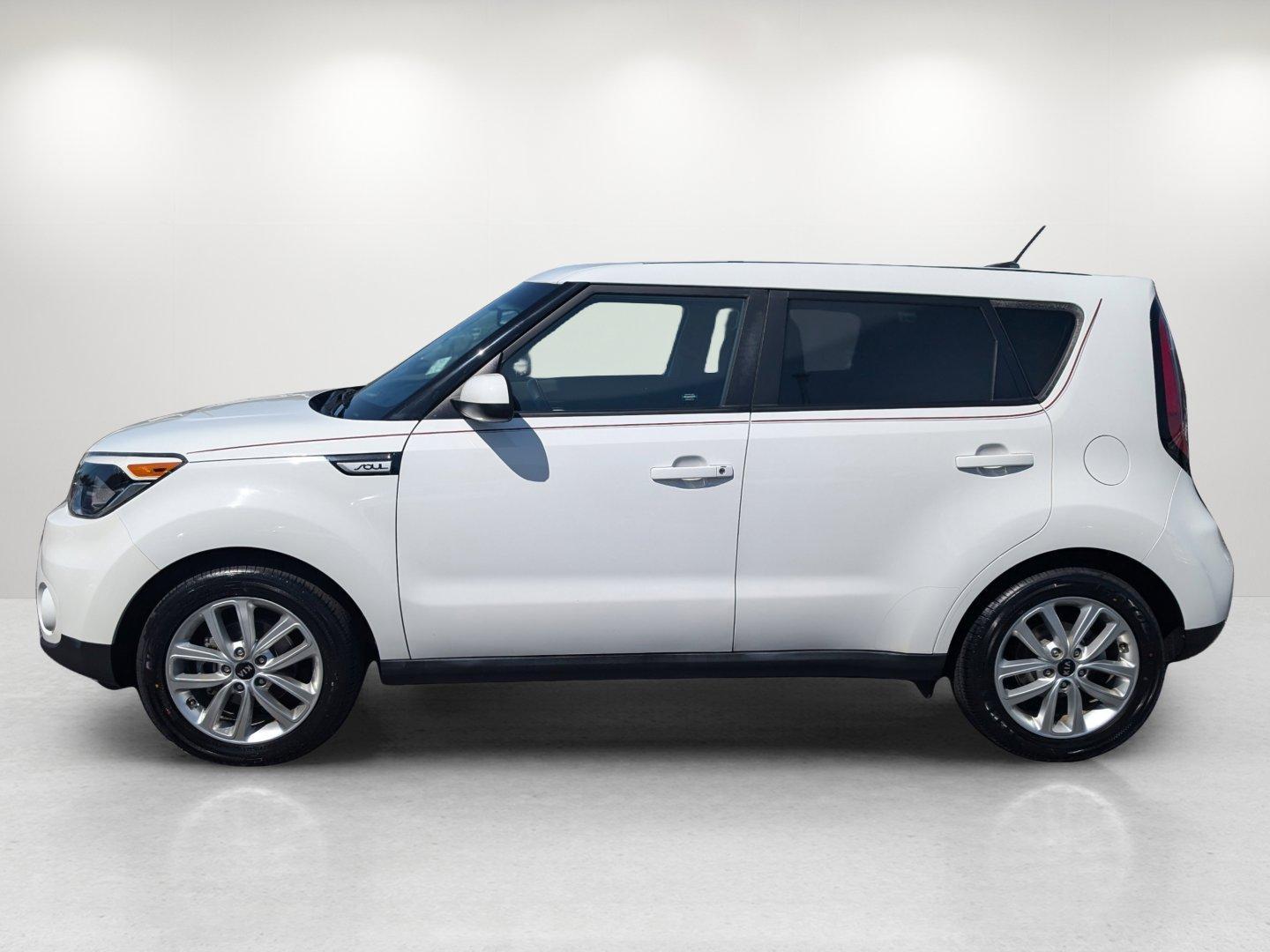 2017 /Black Kia Soul + (KNDJP3A50H7) with an Regular Unleaded I-4 2.0 L/122 engine, 6-Speed Automatic w/OD transmission, located at 521 Old Farm Lane Rd, Prattville, AL, 36066, (334) 325-1505, 32.482460, -86.416367 - 2017 Kia Soul + - Photo#7