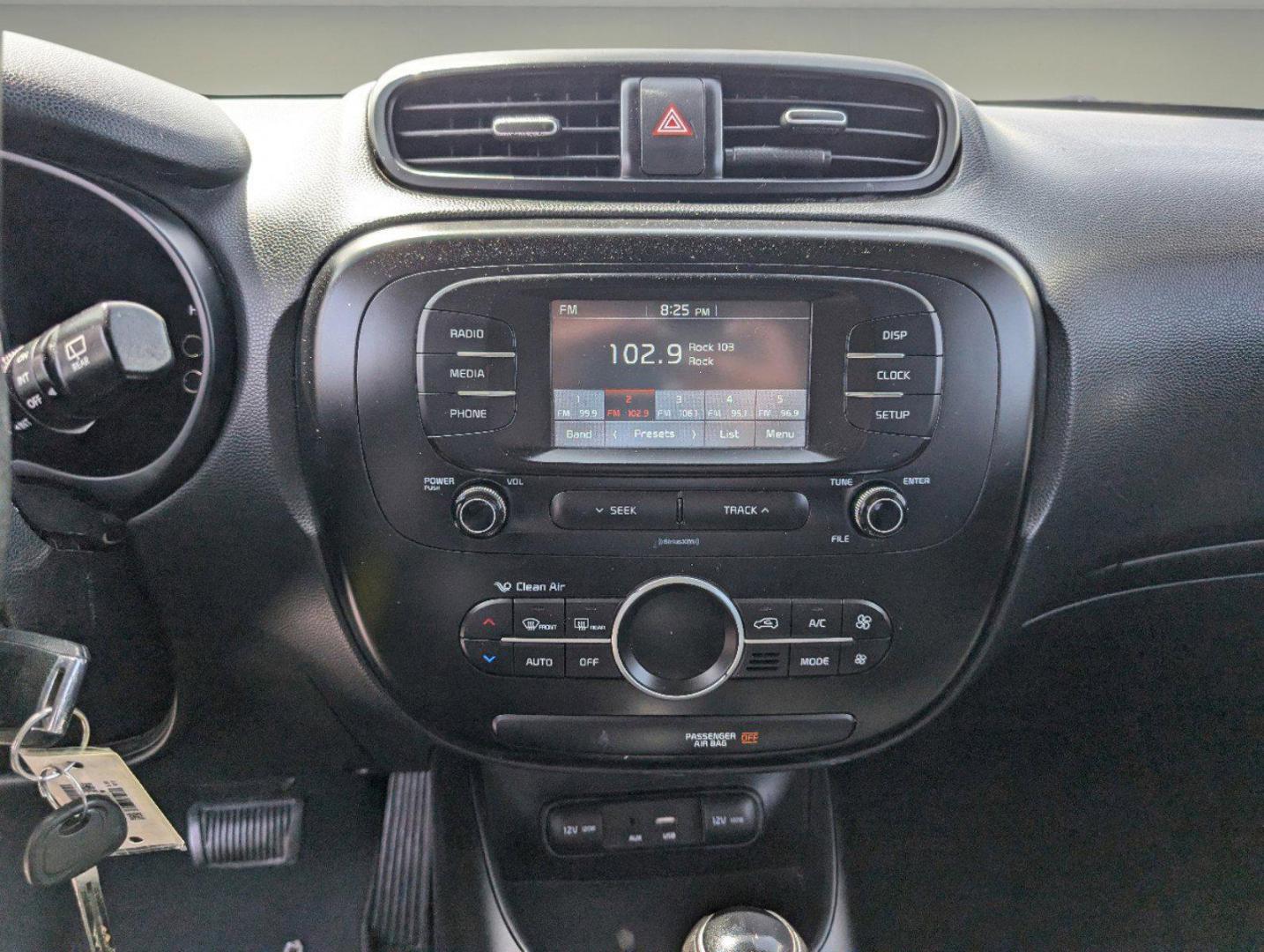 2017 /Black Kia Soul + (KNDJP3A55H7) with an Regular Unleaded I-4 2.0 L/122 engine, 6-Speed Automatic w/OD transmission, located at 804 22nd Ave, Phenix City, AL, 36870, (334) 297-1860, 32.484749, -85.024475 - 2017 Kia Soul + - Photo#14