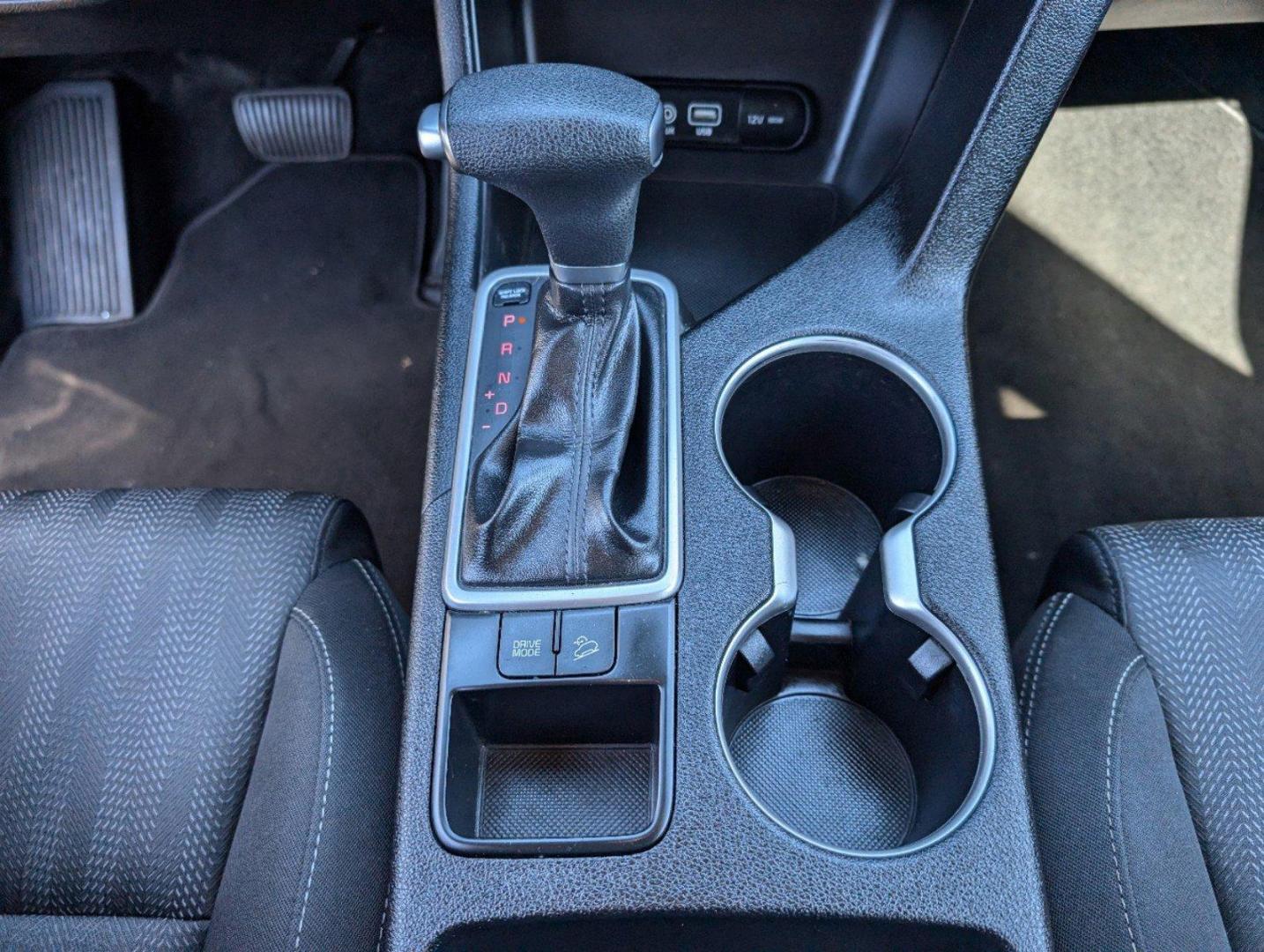 2017 /Black Kia Sportage LX (KNDPM3AC4H7) with an Regular Unleaded I-4 2.4 L/144 engine, 6-Speed Automatic w/OD transmission, located at 521 Old Farm Lane Rd, Prattville, AL, 36066, (334) 325-1505, 32.482460, -86.416367 - 2017 Kia Sportage LX - Photo#12