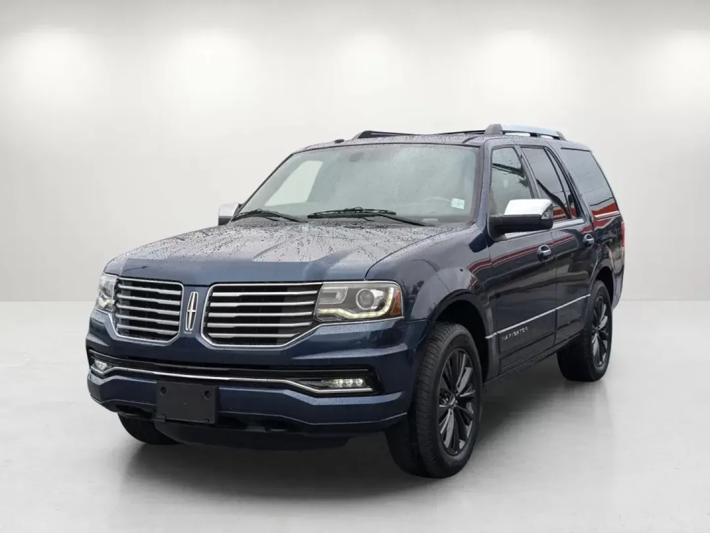 2017 Lincoln Navigator Select (5LMJJ2HT7HE) with an Twin Turbo Premium Unleaded V-6 3.5 L/213 engine, 6-Speed Automatic w/OD transmission, located at 1430 Gateway Drive, Opelika, AL, 36801, (334) 239-0944, 32.637871, -85.409790 - 2017 Lincoln Navigator Select - Photo#1