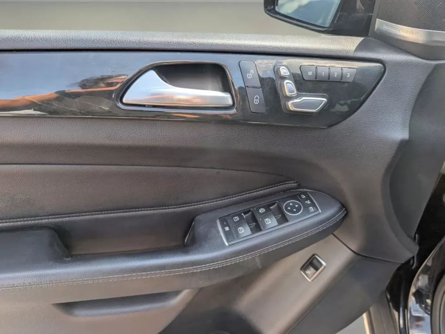 2017 Mercedes-Benz GLE GLE 350 (4JGDA5JB6HA) with an Other engine, located at 5115 14th Ave., Columbus, GA, 31904, (706) 323-0345, 32.511494, -84.971046 - **Elevate Your Lifestyle with the 2017 Mercedes-Benz GLE 350 at Gils Auto - Phenix City!**<br /> <br /> Are you ready to take your driving experience to the next level? The 2017 Mercedes-Benz GLE 350 is the perfect companion for family road trips, daily commutes, and weekend adventures. With its ble - Photo#8