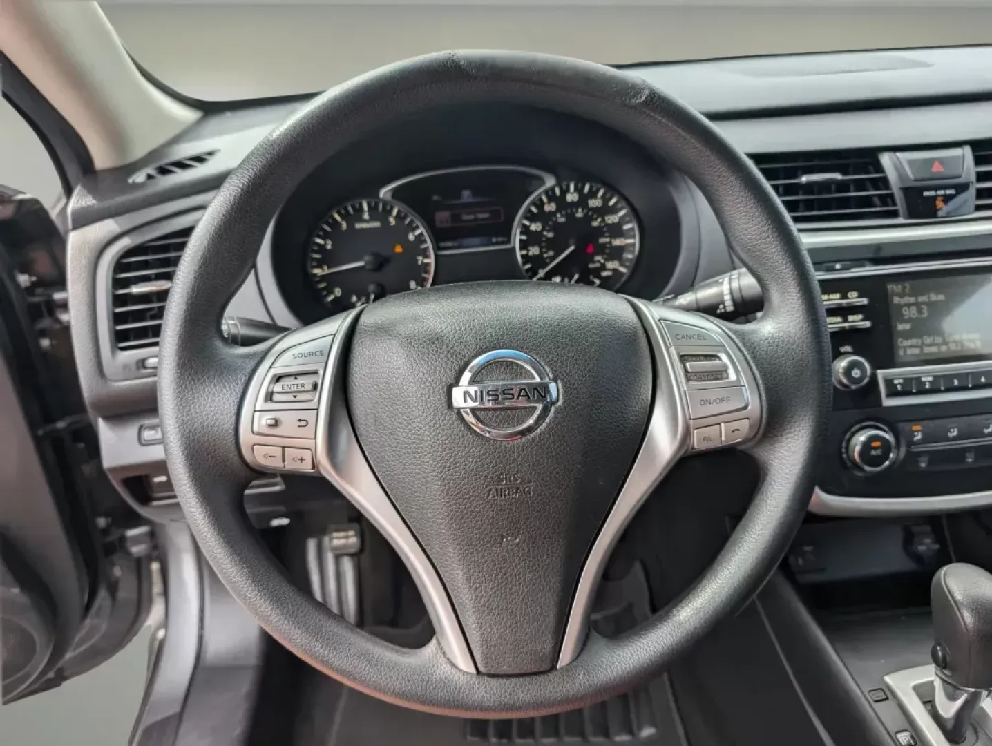 2017 /Charcoal Nissan Altima 2.5 S (1N4AL3AP0HN) with an Other engine, located at 804 22nd Ave, Phenix City, AL, 36870, (334) 297-1860, 32.484749, -85.024475 - **Find Your Perfect Commute Companion: 2017 Nissan Altima 2.5 S in Phenix City, AL**<br /> <br /> If you're looking for a reliable and stylish vehicle to enhance your daily commute or weekend getaways, look no further than this 2017 Nissan Altima 2.5 S. With its striking Gun Metallic exterior and co - Photo#15