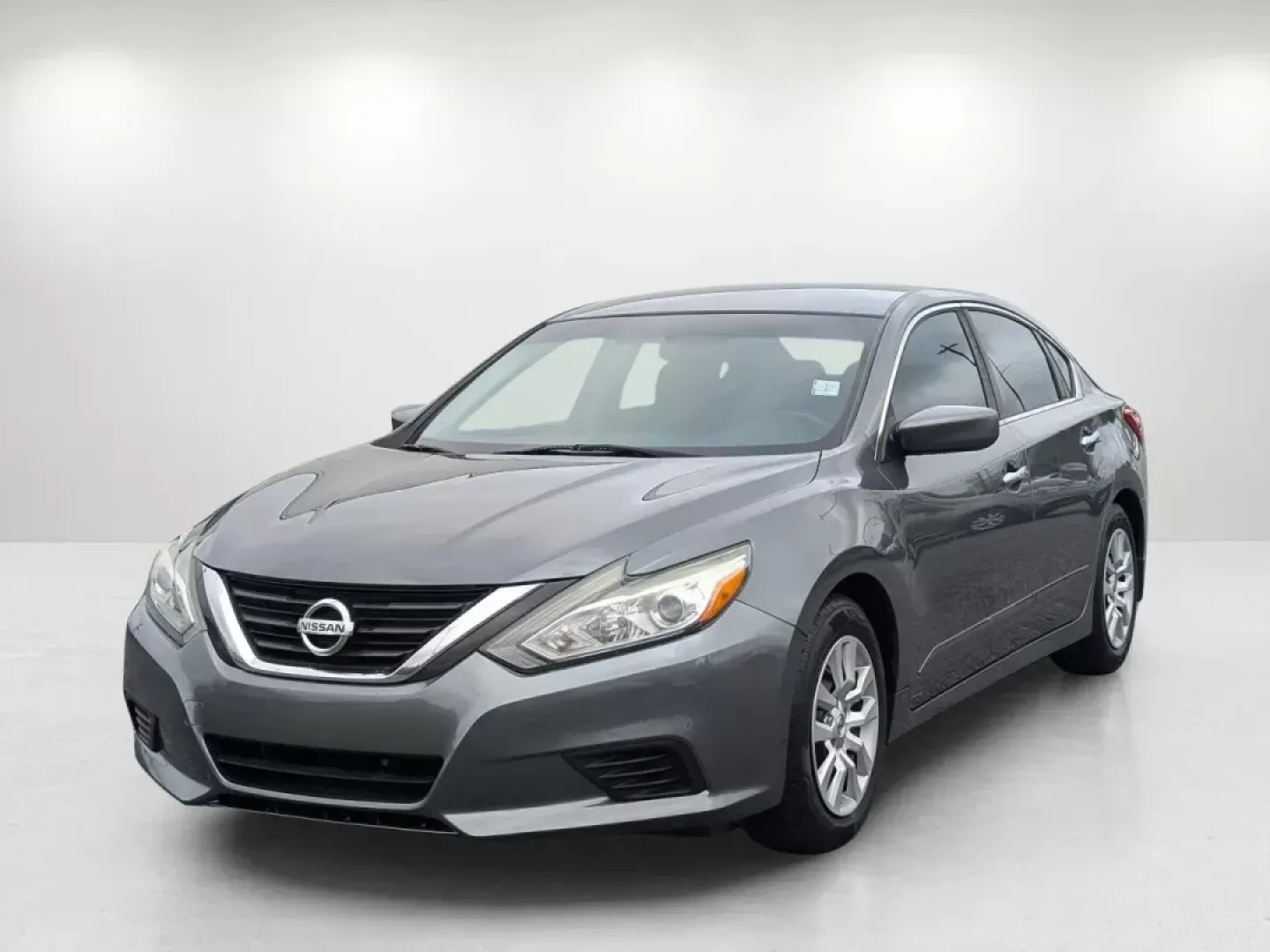 2017 /Charcoal Nissan Altima 2.5 S (1N4AL3AP0HN) with an Other engine, located at 804 22nd Ave, Phenix City, AL, 36870, (334) 297-1860, 32.484749, -85.024475 - **Find Your Perfect Commute Companion: 2017 Nissan Altima 2.5 S in Phenix City, AL**<br /> <br /> If you're looking for a reliable and stylish vehicle to enhance your daily commute or weekend getaways, look no further than this 2017 Nissan Altima 2.5 S. With its striking Gun Metallic exterior and co - Photo#0