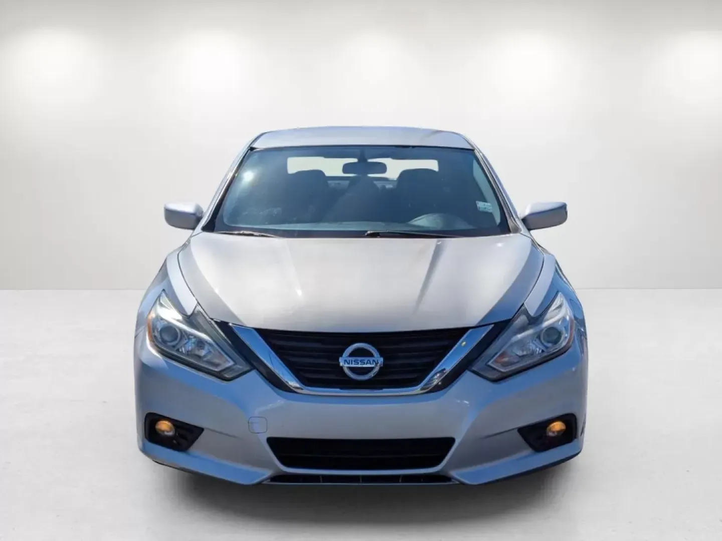 2017 /Charcoal Nissan Altima 2.5 SV (1N4AL3AP8HC) with an Other engine, located at 3959 U.S. 80 W, Phenix City, AL, 36870, (334) 297-4885, 32.469296, -85.135185 - **Experience Freedom with the 2017 Nissan Altima 2.5 SV Perfect for Your Daily Adventures!**<br /> <br /> Are you on the hunt for a reliable vehicle that fits your lifestyle? Look no further! The 2017 Nissan Altima 2.5 SV is your perfect companion for daily commutes, family outings, and everything - Photo#2