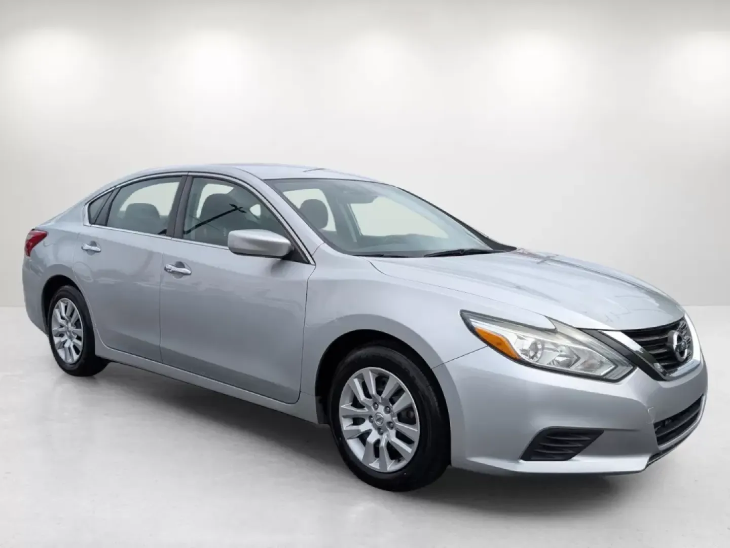 2017 /Charcoal Nissan Altima 2.5 S (1N4AL3AP8HN) with an Other engine, located at 3959 U.S. 80 W, Phenix City, AL, 36870, (334) 297-4885, 32.469296, -85.135185 - 2017 Nissan Altima 2.5 S - Photo#3