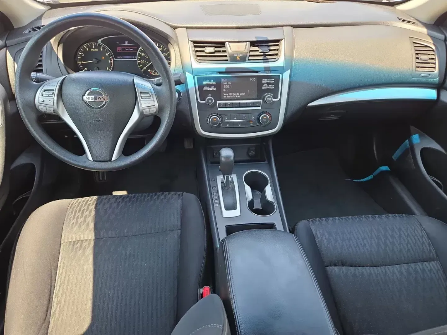 2017 /Charcoal Nissan Altima 2.5 S (1N4AL3AP8HN) with an Other engine, located at 1430 Gateway Drive, Opelika, AL, 36801, (334) 239-0944, 32.637871, -85.409790 - Are you looking for a dependable sedan that fits seamlessly into your busy lifestyle? Whether you're commuting to work, running errands around Opelika, or embarking on weekend road trips, the 2017 Nissan Altima 2.5 S is the perfect companion. With its blend of comfort, technology, and efficiency, th - Photo#13