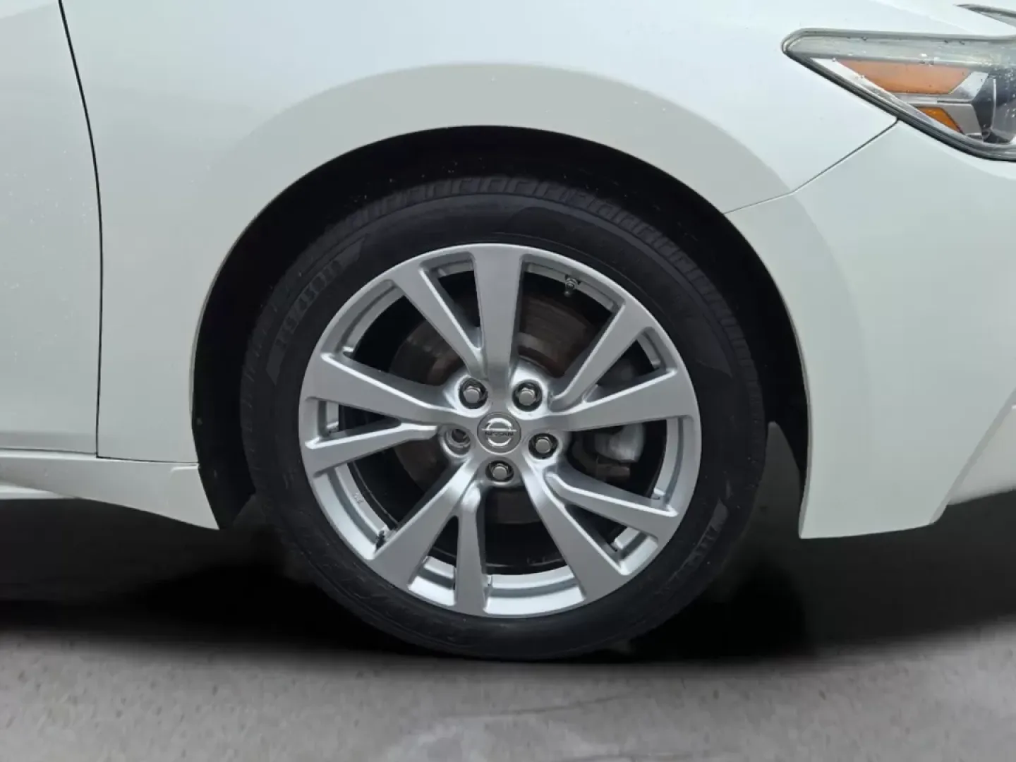 2017 /Charcoal Nissan Maxima SL (1N4AA6AP2HC) with an Other engine, located at 521 Old Farm Lane Rd, Prattville, AL, 36066, (334) 325-1505, 32.482460, -86.416367 - **Elevate Your Daily Drive with the 2017 Nissan Maxima SL!** <br /> <br /> If you're on the hunt for a vehicle that combines elegance with performance, look no further than the stunning 2017 Nissan Maxima SL. Perfect for professionals navigating the bustling streets of Prattville, AL, this luxurious - Photo#3