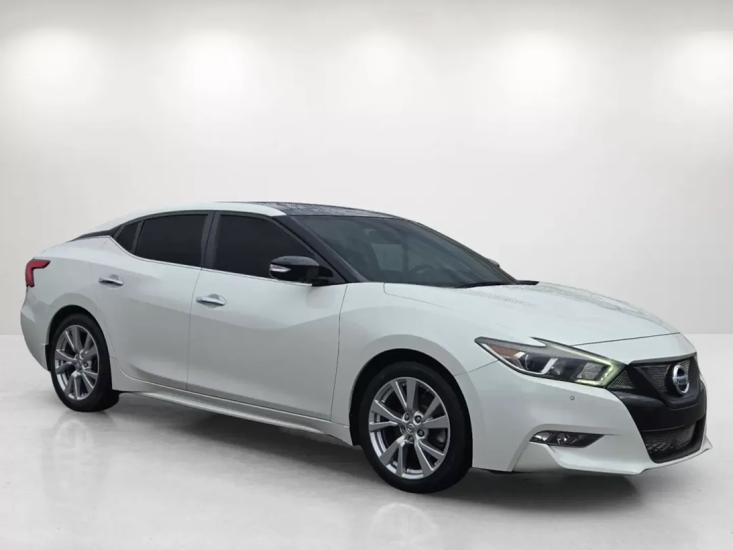 2017 /Charcoal Nissan Maxima SL (1N4AA6AP2HC) with an Other engine, located at 521 Old Farm Lane Rd, Prattville, AL, 36066, (334) 325-1505, 32.482460, -86.416367 - **Elevate Your Daily Drive with the 2017 Nissan Maxima SL!** <br /> <br /> If you're on the hunt for a vehicle that combines elegance with performance, look no further than the stunning 2017 Nissan Maxima SL. Perfect for professionals navigating the bustling streets of Prattville, AL, this luxurious - Photo#4