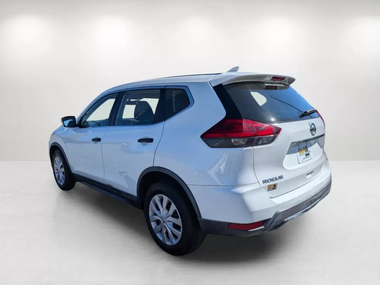 2017 /Charcoal Nissan Rogue S (KNMAT2MT6HP) with an Other engine, located at 1430 Gateway Drive, Opelika, AL, 36801, (334) 239-0944, 32.637871, -85.409790 - **Discover Adventure and Comfort in the 2017 Nissan Rogue at Gils Auto - Phenix City #2!**<br /> <br /> Are you ready to elevate your daily commute, family road trips, or weekend adventures? The 2017 Nissan Rogue is the ultimate sport utility vehicle (SUV) designed to meet the needs of your active l - Photo#2