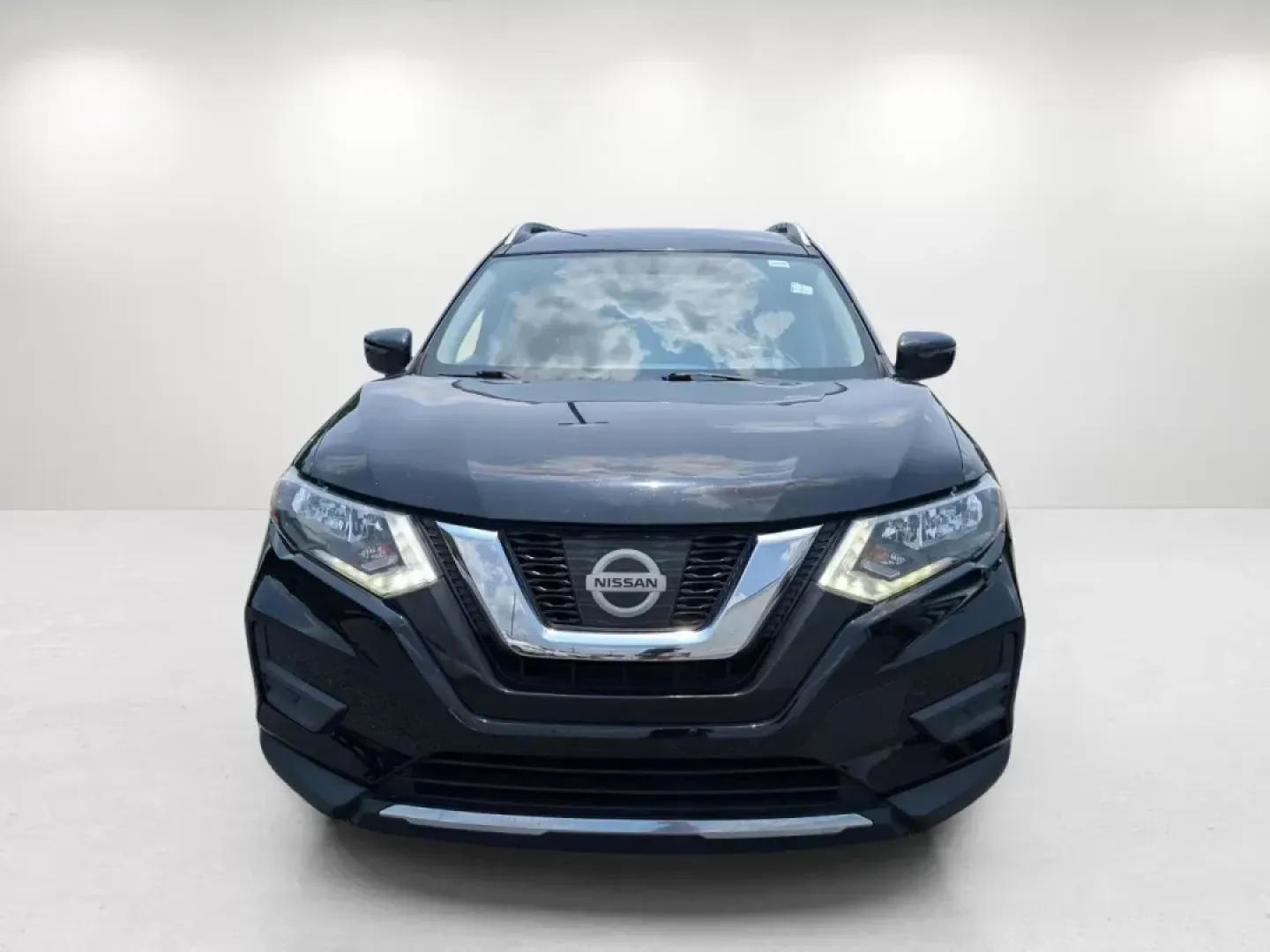 2017 /Charcoal Nissan Rogue SV (JN8AT2MV9HW) with an Other engine, located at 804 22nd Ave, Phenix City, AL, 36870, (334) 297-1860, 32.484749, -85.024475 - 2017 Nissan Rogue SV - Photo#1