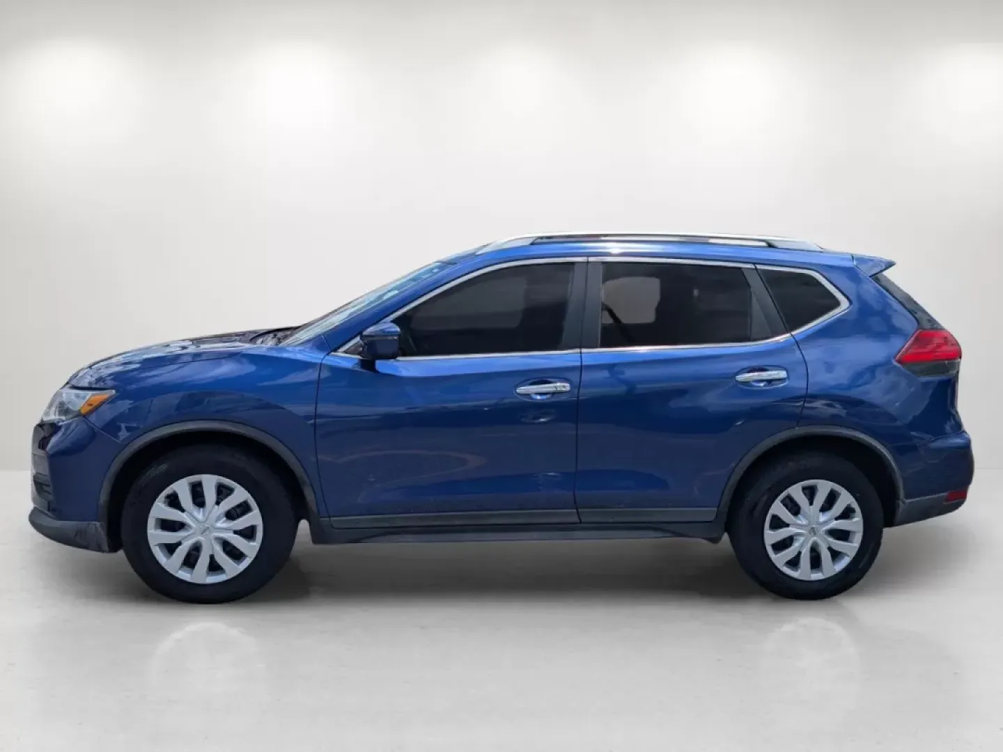 2017 /Almond Nissan Rogue S (KNMAT2MT2HP) with an Other engine, located at 3959 U.S. 80 W, Phenix City, AL, 36870, (334) 297-4885, 32.469296, -85.135185 - **Explore New Adventures with the 2017 Nissan Rogue at Gils Auto!**<br /> <br /> Are you looking for the perfect vehicle to elevate your weekends or enhance your daily commute? Look no further! The 2017 Nissan Rogue, available now at Gils Auto in Phenix City, AL, is designed to accommodate your acti - Photo#7