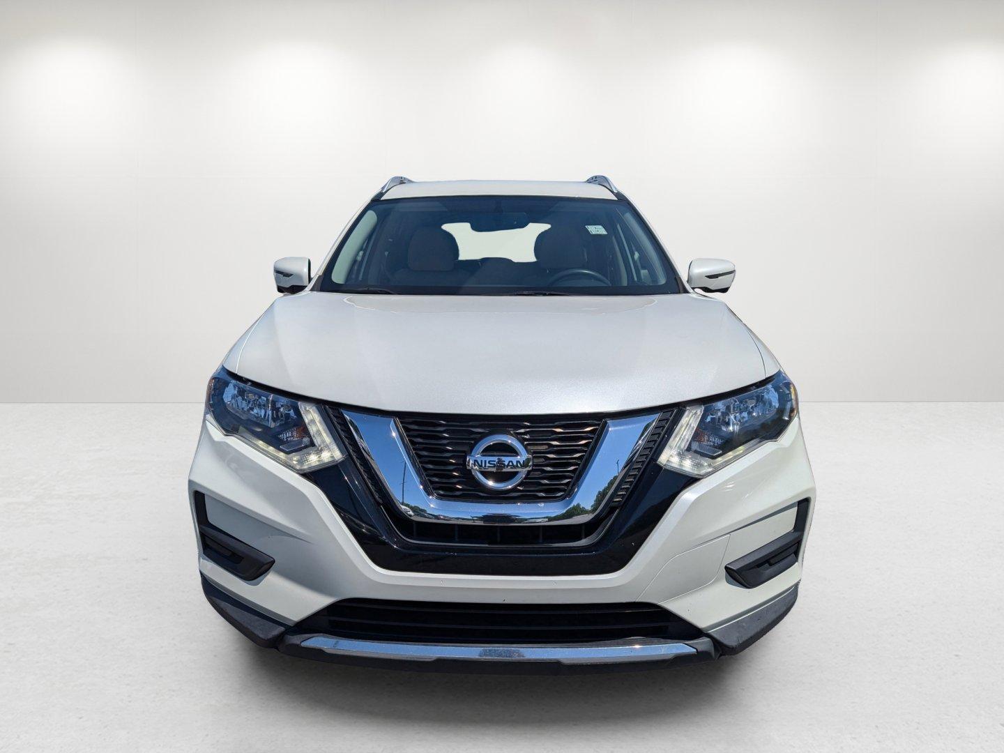 2017 /Almond Nissan Rogue SV (KNMAT2MT5HP) with an Regular Unleaded I-4 2.5 L/152 engine, 1-Speed CVT w/OD transmission, located at 5115 14th Ave., Columbus, GA, 31904, (706) 323-0345, 32.511494, -84.971046 - 2017 Nissan Rogue SV - Photo#1