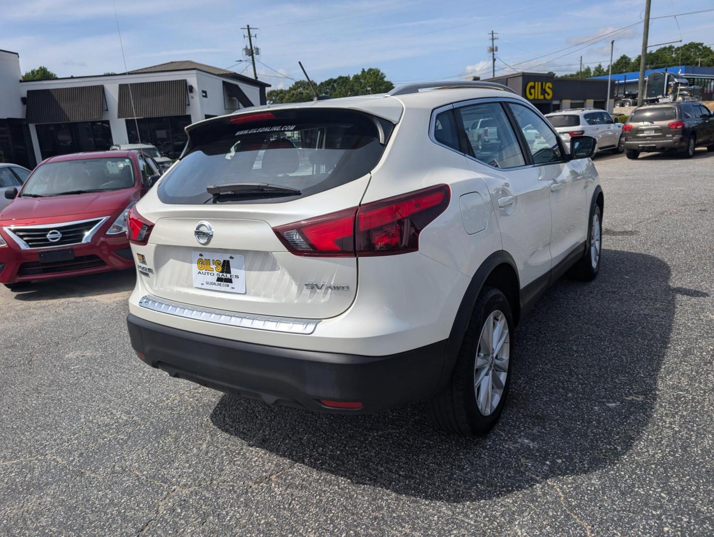 2017 /Charcoal Nissan Rogue Sport SV (JN1BJ1CR5HW) with an Regular Unleaded I-4 2.0 L/122 engine, 1-Speed CVT w/OD transmission, located at 3959 U.S. 80 W, Phenix City, AL, 36870, (334) 297-4885, 32.469296, -85.135185 - 2017 Nissan Rogue Sport SV - Photo#4