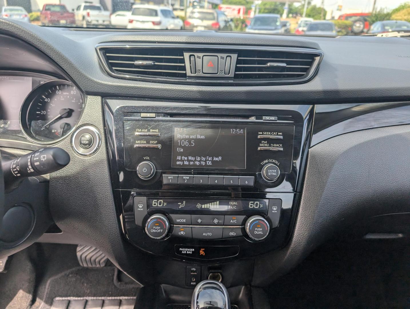 2017 /Charcoal Nissan Rogue Sport SV (JN1BJ1CR5HW) with an Regular Unleaded I-4 2.0 L/122 engine, 1-Speed CVT w/OD transmission, located at 3959 U.S. 80 W, Phenix City, AL, 36870, (334) 297-4885, 32.469296, -85.135185 - 2017 Nissan Rogue Sport SV - Photo#14