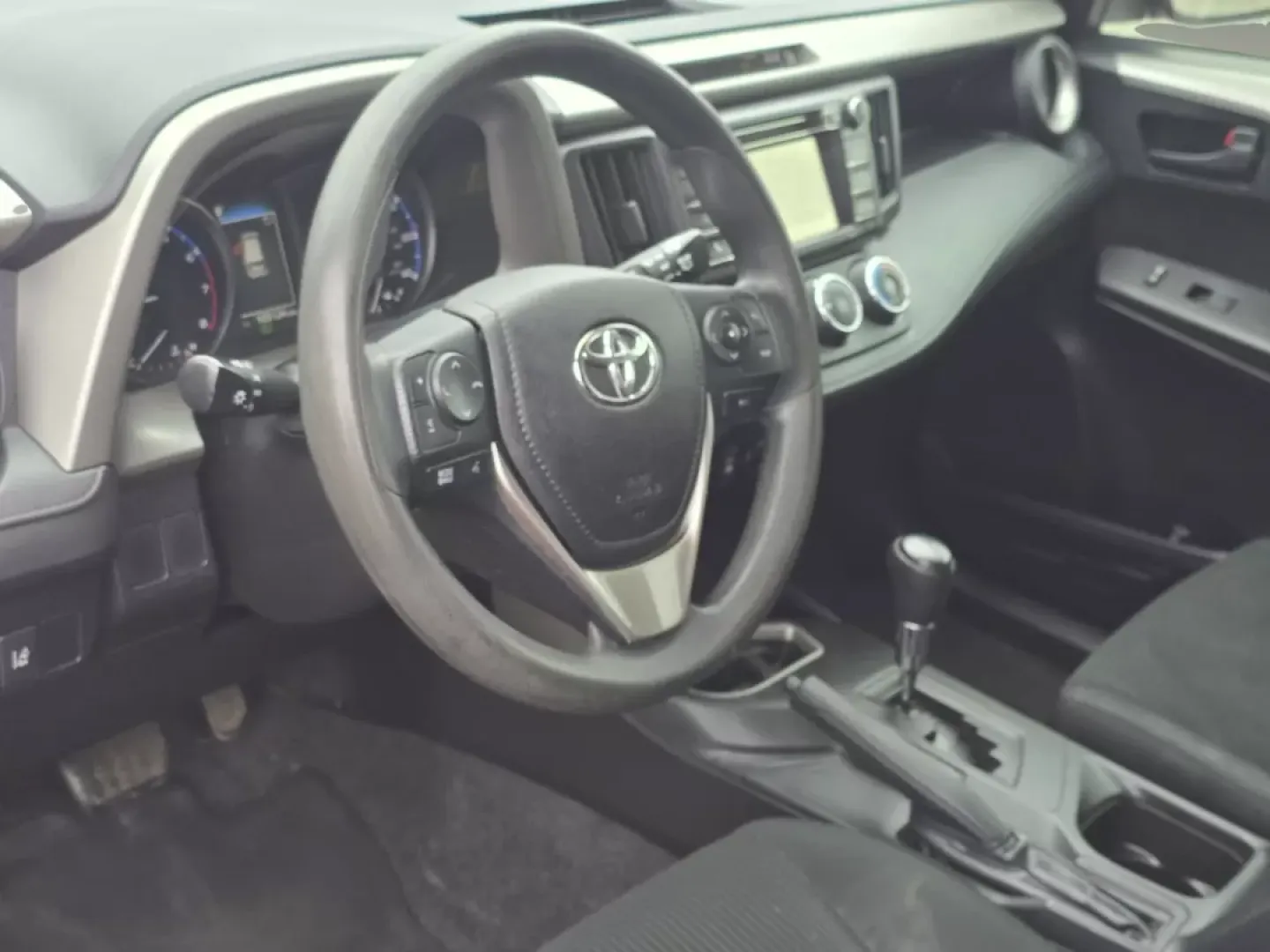 2017 Toyota RAV4 LE (2T3ZFREV7HW) with an Other engine, located at 3959 U.S. 80 W, Phenix City, AL, 36870, (334) 297-4885, 32.469296, -85.135185 - Are you ready to elevate your daily commute or embark on weekend adventures with the perfect SUV? Look no further than this stunning 2017 Toyota RAV4 LE, available now at Gils Auto in Phenix City, AL. Designed for both comfort and versatility, this dynamic vehicle is ideal for growing families, budg - Photo#12