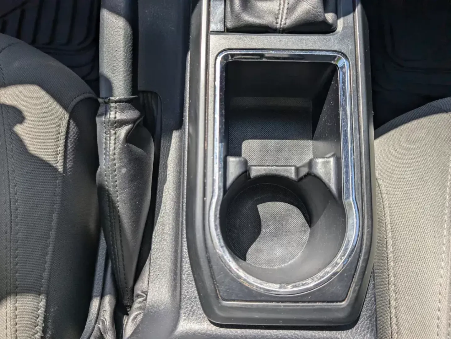 2017 Toyota Tacoma SR (5TFRX5GN9HX) with an Other engine, located at 521 Old Farm Lane Rd, Prattville, AL, 36066, (334) 325-1505, 32.482460, -86.416367 - **Elevate Your Adventures with the 2017 Toyota Tacoma SR Perfect for Weekend Warriors!**<br /> <br /> Are you ready to conquer the open road and tackle weekend adventures with friends or family? Look no further than the 2017 Toyota Tacoma SR, a reliable and rugged extended cab pickup that's built f - Photo#12