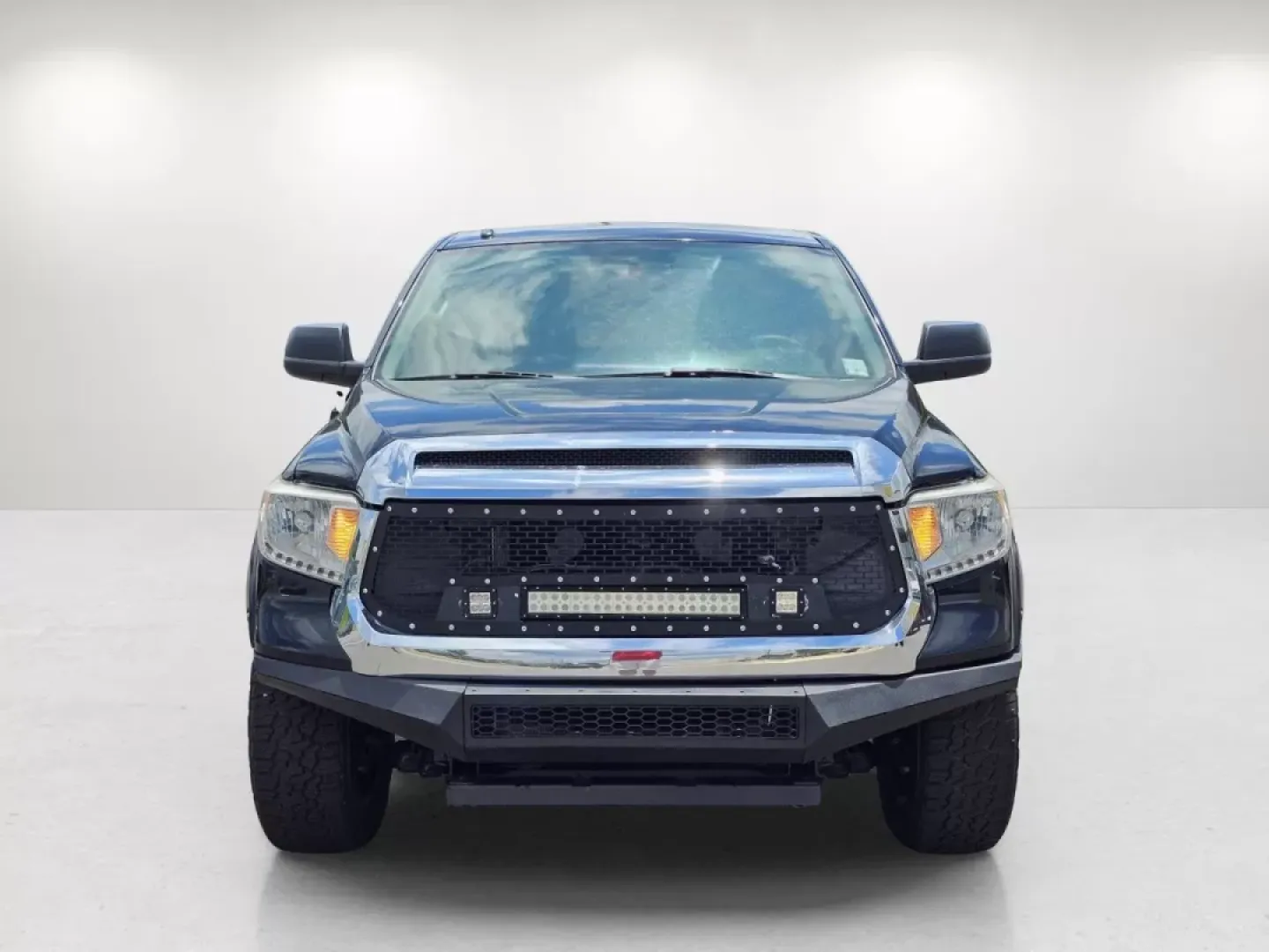 2017 Toyota Tundra 2WD SR5 (5TFEM5F10HX) with an Other engine, located at 3959 U.S. 80 W, Phenix City, AL, 36870, (334) 297-4885, 32.469296, -85.135185 - **Unleash Your Adventurous Side with the 2017 Toyota Tundra SR5 Crew Cab at Gils Auto in Prattville, AL!**<br /> <br /> Are you ready to elevate your outdoor adventures and weekend getaways? The 2017 Toyota Tundra SR5 Crew Cab is your perfect partner for exploration, offering a blend of rugged capab - Photo#1