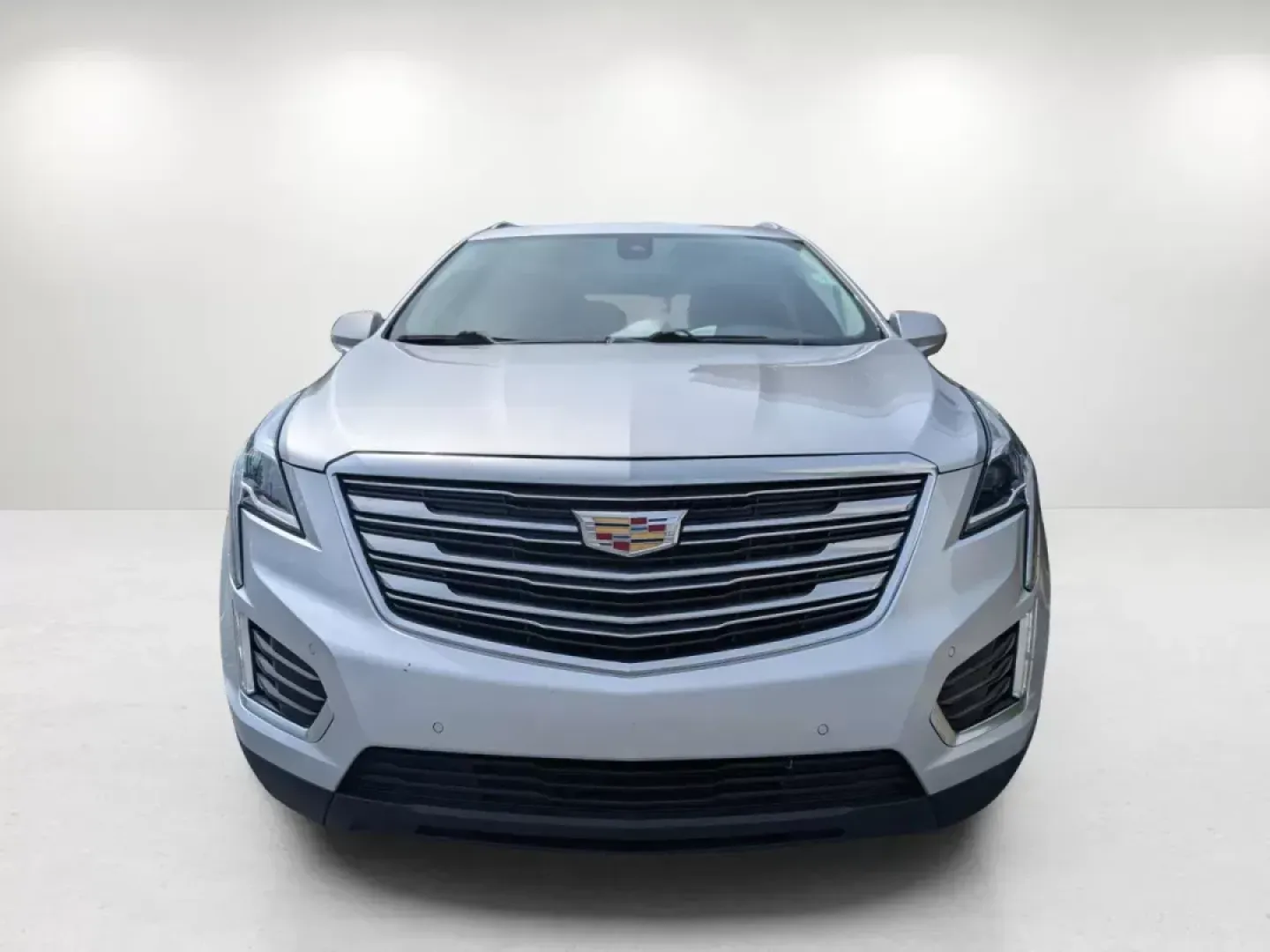 2018 /Jet Black Cadillac XT5 Premium Luxury FWD (1GYKNERS0JZ) with an Other engine, located at 5115 14th Ave., Columbus, GA, 31904, (706) 323-0345, 32.511494, -84.971046 - ### Discover the Luxury and Versatility of the 2018 Cadillac XT5 at Gils Auto - Columbus<br /> <br /> Are you ready to elevate your driving experience? Whether you're commuting to work, shuttling the kids to their activities, or embarking on weekend getaways, the 2018 Cadillac XT5 Premium Luxury FWD - Photo#1