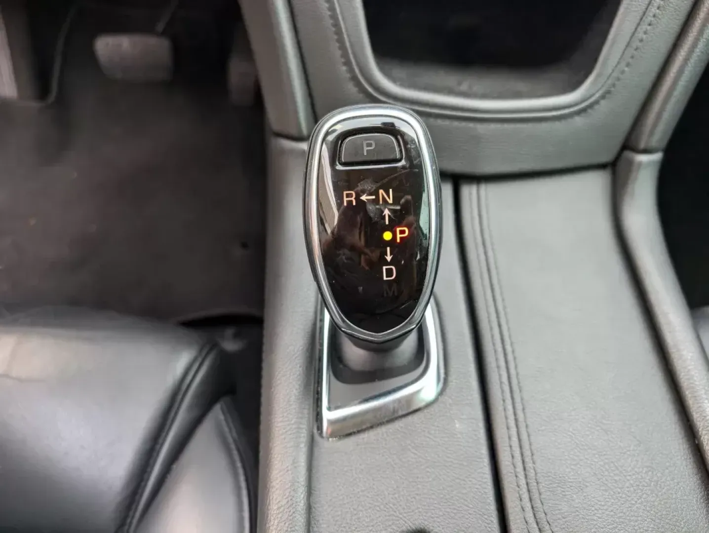 2018 /Jet Black Cadillac XT5 Premium Luxury FWD (1GYKNERS0JZ) with an Other engine, located at 5115 14th Ave., Columbus, GA, 31904, (706) 323-0345, 32.511494, -84.971046 - ### Discover the Luxury and Versatility of the 2018 Cadillac XT5 at Gils Auto - Columbus<br /> <br /> Are you ready to elevate your driving experience? Whether you're commuting to work, shuttling the kids to their activities, or embarking on weekend getaways, the 2018 Cadillac XT5 Premium Luxury FWD - Photo#14