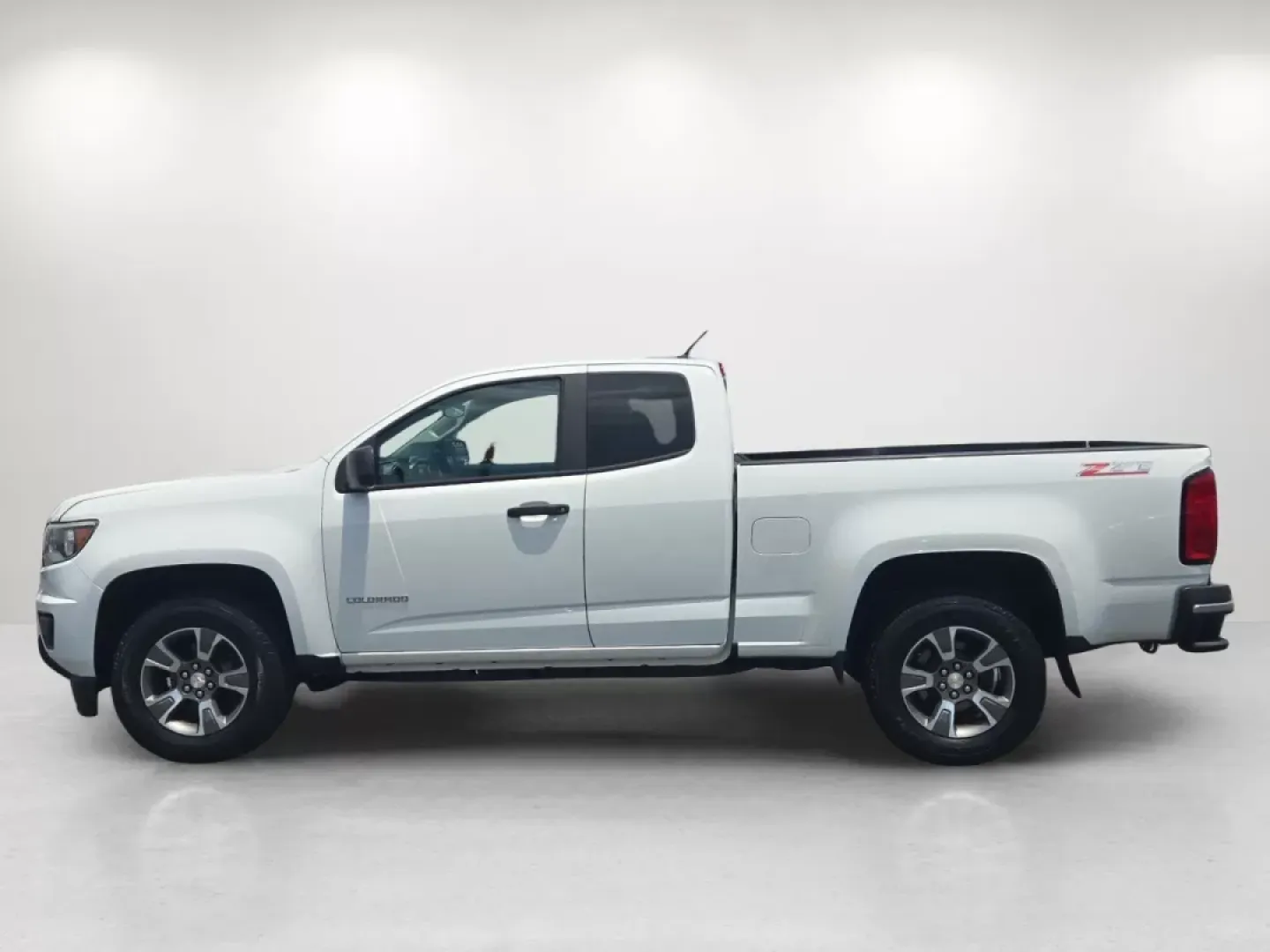 2018 /Jet Black/Dark Ash Chevrolet Colorado 2WD Work Truck (1GCHSBEA9J1) with an Other engine, located at 3959 U.S. 80 W, Phenix City, AL, 36870, (334) 297-4885, 32.469296, -85.135185 - **Discover Adventure with the 2018 Chevrolet Colorado at Gils Auto Phenix City #2!**<br /> <br /> Are you ready to elevate your lifestyle with a vehicle that's as versatile as your needs? Whether you're a busy professional needing a reliable commuter, a growing family seeking adventure, or a budget - Photo#7