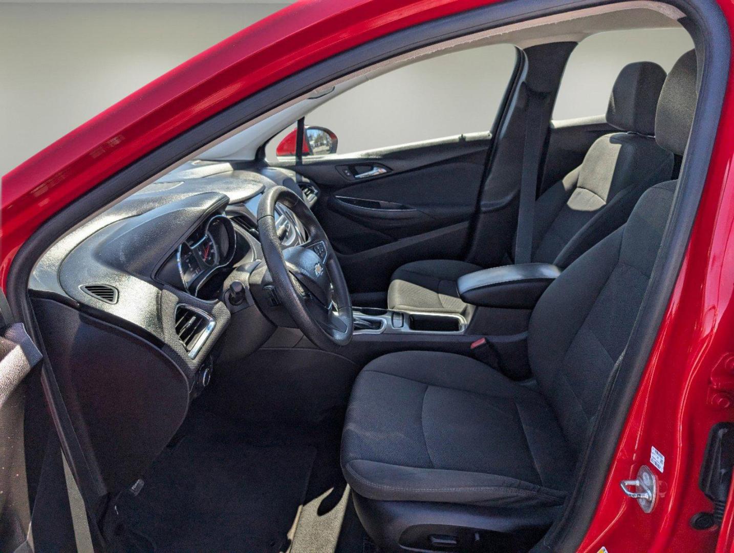2018 /Jet Black Chevrolet Cruze LT (1G1BE5SM8J7) with an Turbocharged Gas I4 1.4L/ engine, 6-Speed Automatic transmission, located at 521 Old Farm Lane Rd, Prattville, AL, 36066, (334) 325-1505, 32.482460, -86.416367 - 2018 Chevrolet Cruze LT - Photo#9