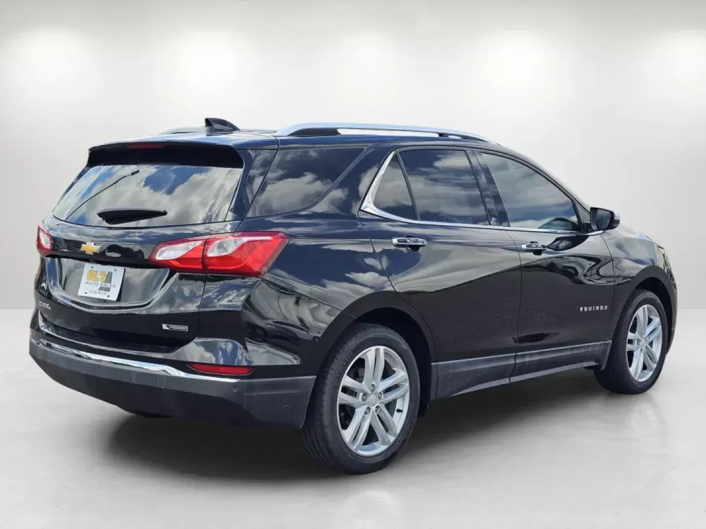 2018 /Jet Black Chevrolet Equinox Premier (2GNAXMEV7J6) with an Other engine, located at 3959 U.S. 80 W, Phenix City, AL, 36870, (334) 297-4885, 32.469296, -85.135185 - ### Explore New Adventures with the 2018 Chevrolet Equinox Premier!<br /> <br /> Are you ready to elevate your lifestyle with a vehicle that seamlessly combines style, comfort, and technology? Look no further than the 2018 Chevrolet Equinox Premier, a fantastic choice for families, commuters, or any - Photo#4
