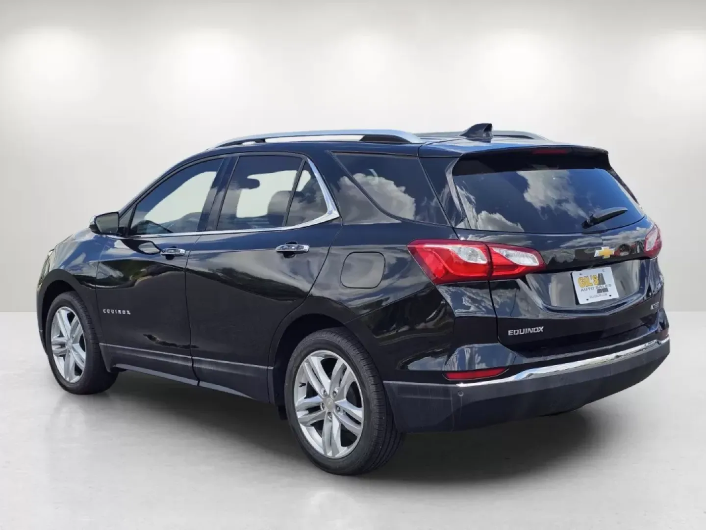2018 /Jet Black Chevrolet Equinox Premier (2GNAXMEV7J6) with an Other engine, located at 7000 Northlake Connector, Columbus, GA, 31904, (706) 987-8085, 32.524975, -84.978134 - ### Explore New Adventures with the 2018 Chevrolet Equinox Premier!<br /> <br /> Are you ready to elevate your lifestyle with a vehicle that seamlessly combines style, comfort, and technology? Look no further than the 2018 Chevrolet Equinox Premier, a fantastic choice for families, commuters, or any - Photo#6