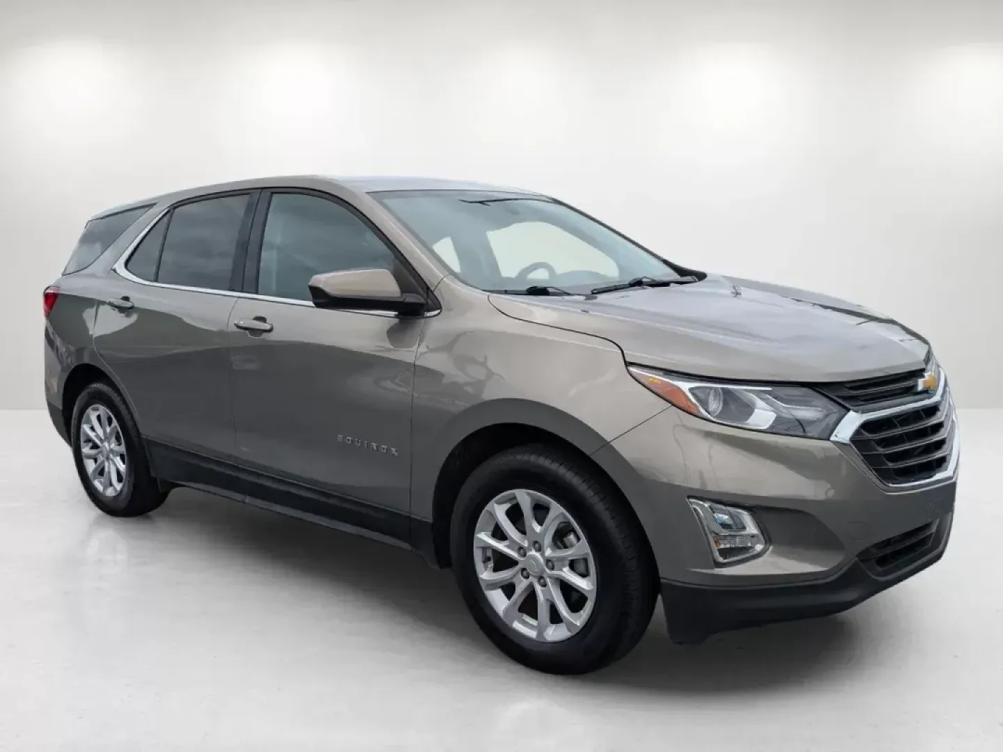 2018 /Jet Black Chevrolet Equinox LT (3GNAXJEV1JS) with an Other engine, located at 1430 Gateway Drive, Opelika, AL, 36801, (334) 239-0944, 32.637871, -85.409790 - **Discover Your Next Adventure with the 2018 Chevrolet Equinox LT at Gils Auto - Opelika!**<br /> <br /> Are you ready to elevate your lifestyle with a versatile and reliable SUV? The 2018 Chevrolet Equinox LT is the perfect companion for weekend getaways, family road trips, or daily commutes. With - Photo#2