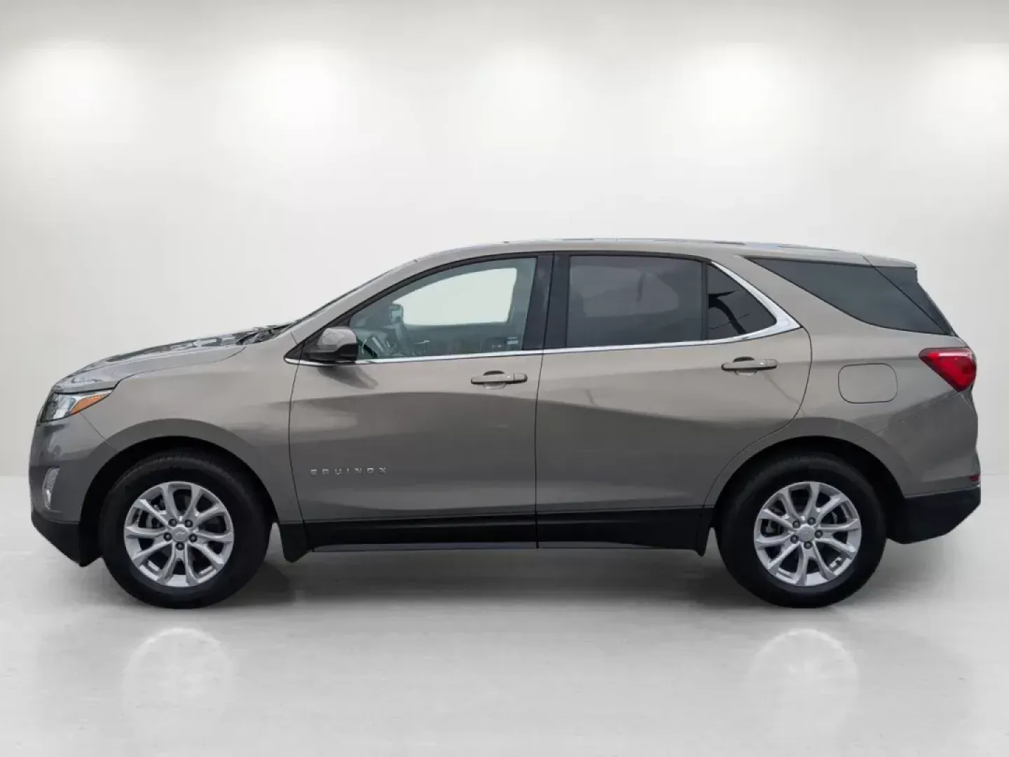 2018 /Jet Black Chevrolet Equinox LT (3GNAXJEV1JS) with an Other engine, located at 1430 Gateway Drive, Opelika, AL, 36801, (334) 239-0944, 32.637871, -85.409790 - **Discover Your Next Adventure with the 2018 Chevrolet Equinox LT at Gils Auto - Opelika!**<br /> <br /> Are you ready to elevate your lifestyle with a versatile and reliable SUV? The 2018 Chevrolet Equinox LT is the perfect companion for weekend getaways, family road trips, or daily commutes. With - Photo#7