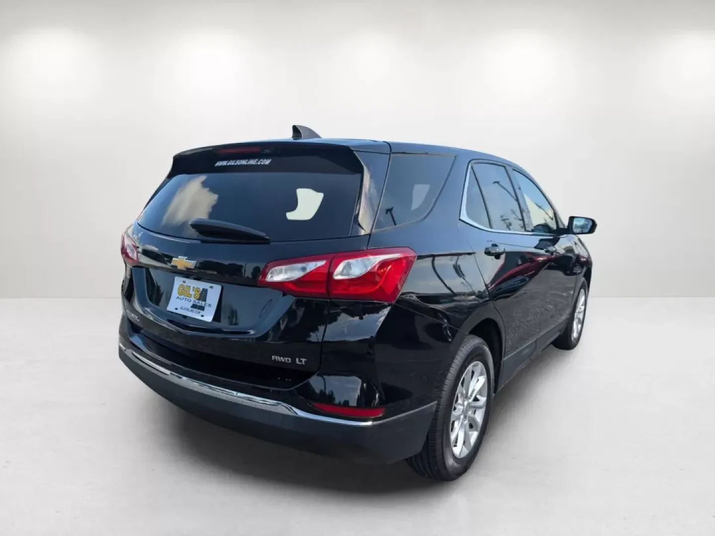 2018 /Jet Black Chevrolet Equinox LT (2GNAXSEV7J6) with an Other engine, located at 7000 Northlake Connector, Columbus, GA, 31904, (706) 987-8085, 32.524975, -84.978134 - **Discover Adventure in the 2018 Chevrolet Equinox LT - Perfect for Your Next Journey!**<br /> <br /> If you're in search of a versatile SUV that fits seamlessly into your active lifestyle, look no further than the 2018 Chevrolet Equinox LT available at Gils Auto in Phenix City, AL. This vehicle is - Photo#5
