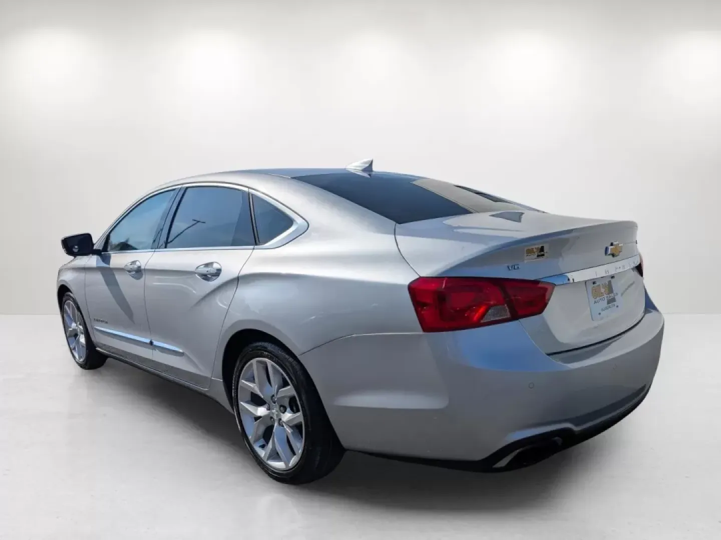 2018 /Jet Black Chevrolet Impala Premier (1G1125S39JU) with an Other engine, located at 521 Old Farm Lane Rd, Prattville, AL, 36066, (334) 325-1505, 32.482460, -86.416367 - Elevate your driving experience with the stunning 2018 Chevrolet Impala Premier, a vehicle perfectly suited for those who crave both comfort and performance. This sedan embodies sophistication and functionality, making it an ideal choice for commuters, growing families, or anyone looking for a relia - Photo#6