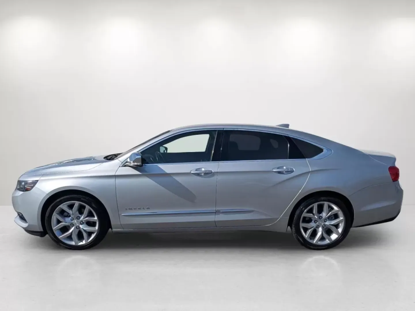 2018 /Jet Black Chevrolet Impala Premier (1G1125S39JU) with an Other engine, located at 521 Old Farm Lane Rd, Prattville, AL, 36066, (334) 325-1505, 32.482460, -86.416367 - Elevate your driving experience with the stunning 2018 Chevrolet Impala Premier, a vehicle perfectly suited for those who crave both comfort and performance. This sedan embodies sophistication and functionality, making it an ideal choice for commuters, growing families, or anyone looking for a relia - Photo#7