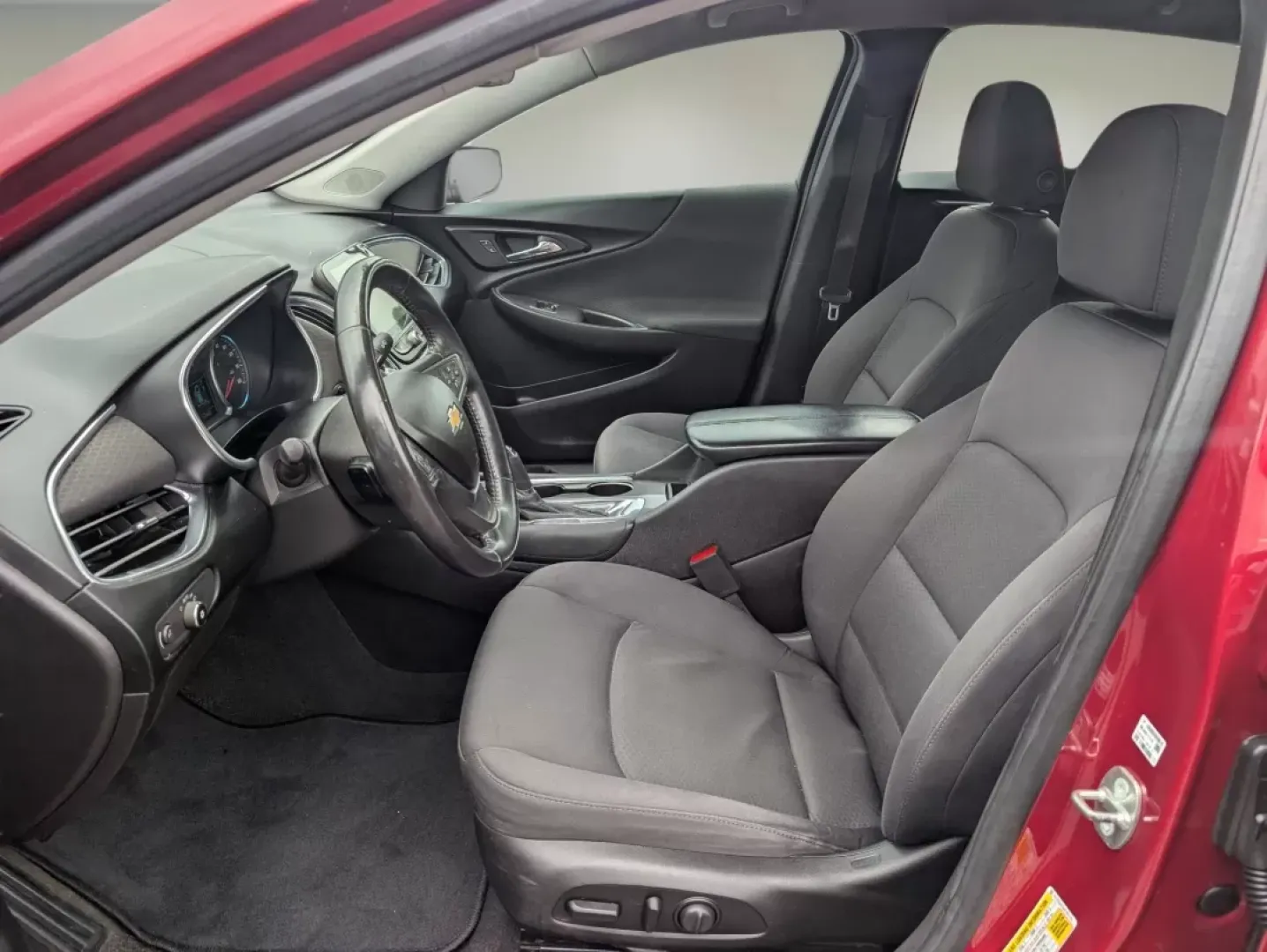 2018 /Jet Black Chevrolet Malibu LT (1G1ZD5ST6JF) with an Other engine, located at 3959 U.S. 80 W, Phenix City, AL, 36870, (334) 297-4885, 32.469296, -85.135185 - 2018 Chevrolet Malibu LT - Photo#12