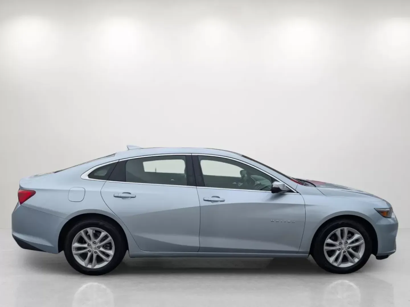 2018 /Jet Black Chevrolet Malibu LT (1G1ZD5STXJF) with an Other engine, located at 5115 14th Ave., Columbus, GA, 31904, (706) 323-0345, 32.511494, -84.971046 - 2018 Chevrolet Malibu LT - Photo#3