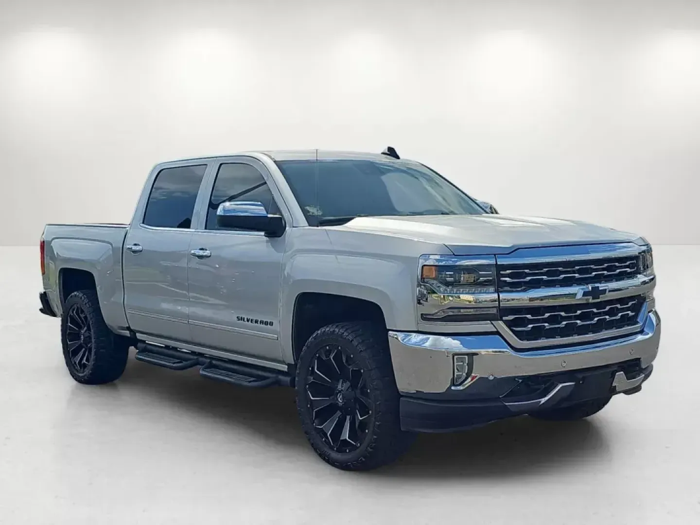 2018 /Jet Black Chevrolet Silverado 1500 LTZ (3GCPCSEC5JG) with an Gas V8 5.3L/325 engine, 6-Speed Automatic transmission, located at 804 22nd Ave, Phenix City, AL, 36870, (334) 297-1860, 32.484749, -85.024475 - **Elevate Your Lifestyle with the 2018 Chevrolet Silverado 1500 LTZ in Prattville, AL!**<br /> <br /> Imagine cruising down the scenic roads of Prattville, AL, with your family or friends, the spacious interior of the 2018 Chevrolet Silverado 1500 LTZ providing both comfort and style. This Crew Cab - Photo#2