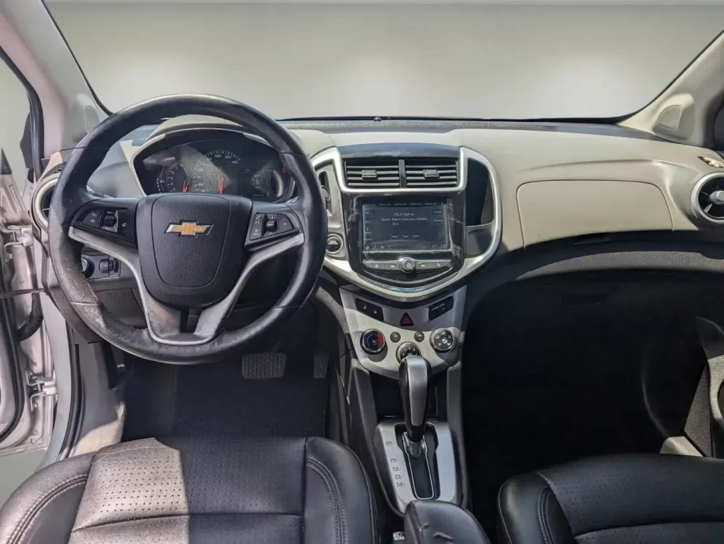 2018 /Jet Black/Dark Titanium Chevrolet Sonic Premier (1G1JF5SB4J4) with an Turbocharged Gas I4 1.4L/110 engine, 6-Speed Automatic transmission, located at 5115 14th Ave., Columbus, GA, 31904, (706) 323-0345, 32.511494, -84.971046 - 2018 Chevrolet Sonic Premier - Photo#11