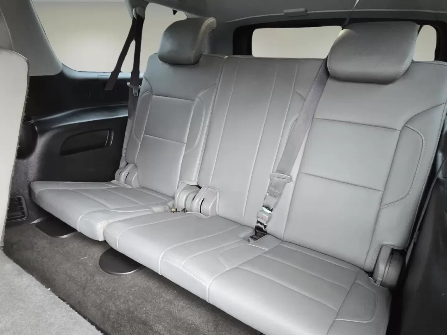 2018 /Jet Black/Dark Ash Chevrolet Suburban LT (1GNSCHKC3JR) with an Other engine, located at 3959 U.S. 80 W, Phenix City, AL, 36870, (334) 297-4885, 32.469296, -85.135185 - **Elevate Your Family Adventures with the 2018 Chevrolet Suburban LT in Prattville, AL!**<br /> <br /> Are you looking for the perfect vehicle for family road trips, weekend getaways, or just daily commutes? Look no further than the stunning 2018 Chevrolet Suburban LT, available now at Gils Auto Pr - Photo#14