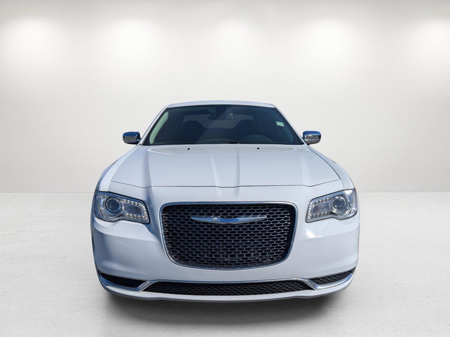 2018 /Black Chrysler 300 Touring (2C3CCAAGXJH) with an Regular Unleaded V-6 3.6 L/220 engine, 8-Speed Automatic w/OD transmission, located at 5115 14th Ave., Columbus, GA, 31904, (706) 323-0345, 32.511494, -84.971046 - 2018 Chrysler 300 Touring - Photo#1