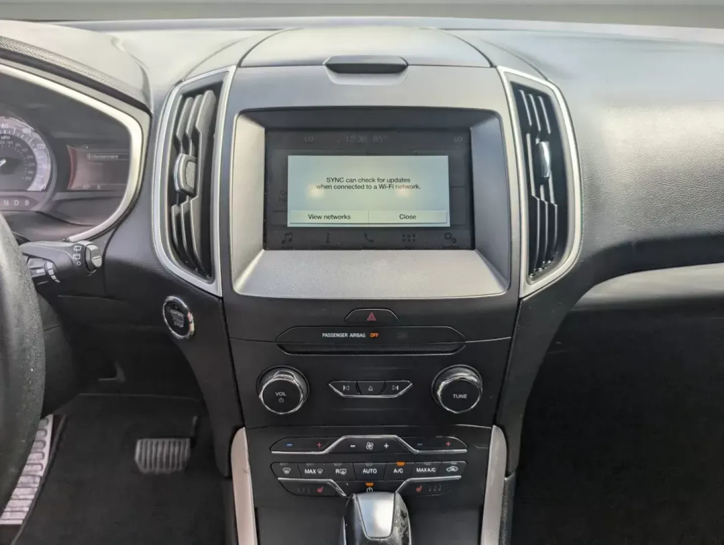 2018 Ford Edge SEL (2FMPK3J93JB) with an Intercooled Turbo Premium Unleaded I-4 2.0 L/122 engine, 6-Speed Automatic w/OD transmission, located at 5115 14th Ave., Columbus, GA, 31904, (706) 323-0345, 32.511494, -84.971046 - 2018 Ford Edge SEL - Photo#31