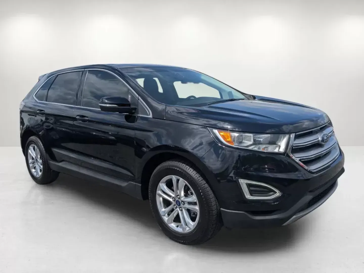 2018 Ford Edge SEL (2FMPK3J93JB) with an Intercooled Turbo Premium Unleaded I-4 2.0 L/122 engine, 6-Speed Automatic w/OD transmission, located at 5115 14th Ave., Columbus, GA, 31904, (706) 323-0345, 32.511494, -84.971046 - 2018 Ford Edge SEL - Photo#35