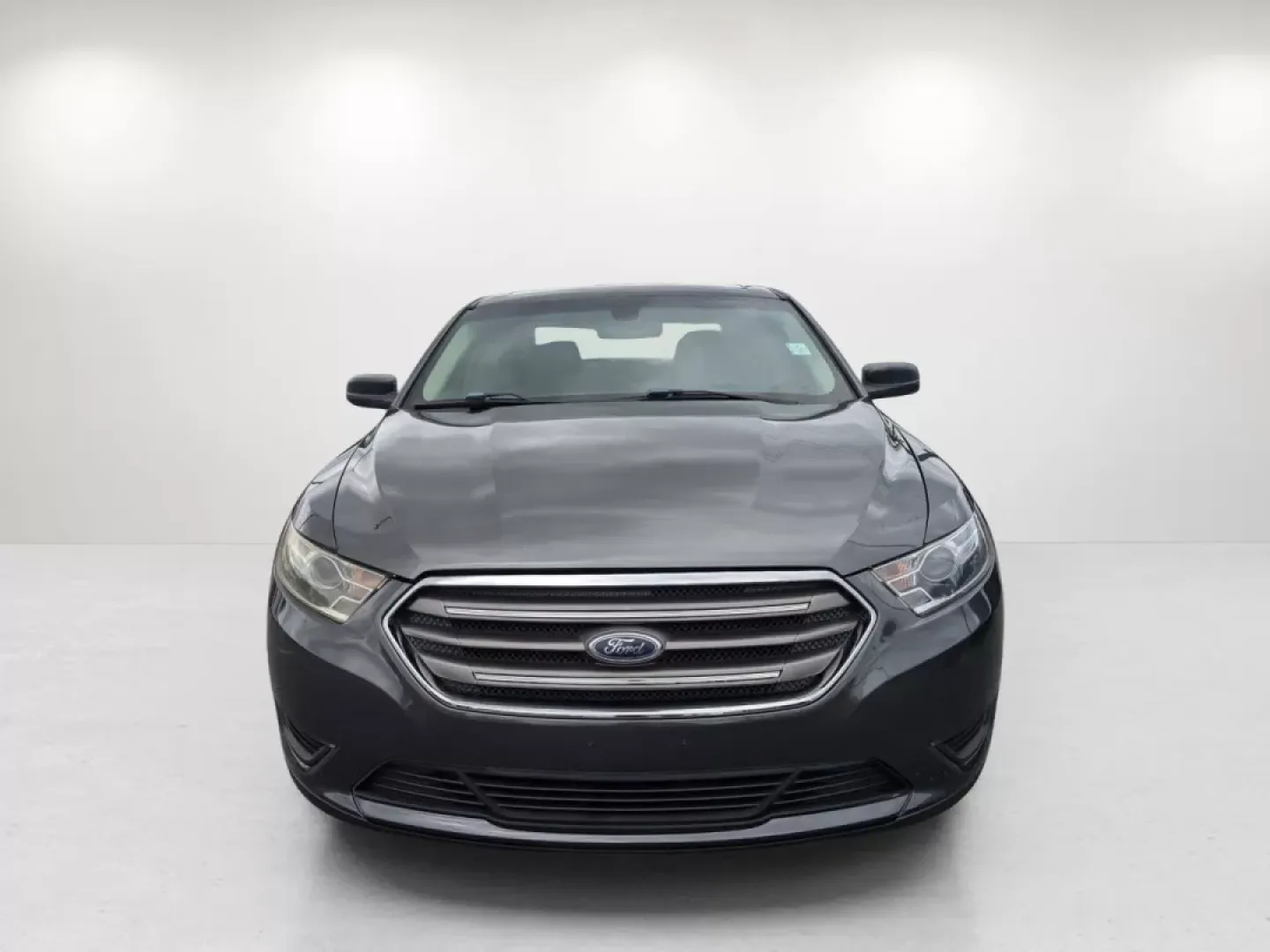 2018 Ford Taurus SE (1FAHP2D87JG) with an Other engine, located at 7000 Northlake Connector, Columbus, GA, 31904, (706) 987-8085, 32.524975, -84.978134 - **Discover Your Next Adventure with the 2018 Ford Taurus SE Perfect for Life in Opelika!**<br /> <br /> Are you ready to elevate your daily commutes, family outings, or weekend getaways? Look no further than this stylish and reliable 2018 Ford Taurus SE, available at Gils Auto in Opelika, AL. With - Photo#7