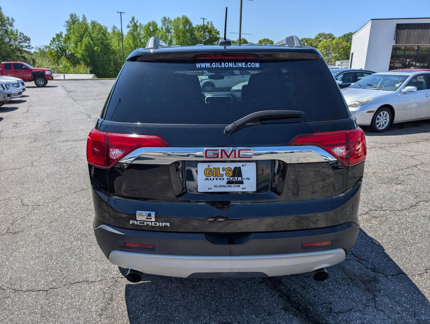 2018 /Jet Black GMC Acadia SLT (1GKKNMLS9JZ) with an Gas V6 3.6L/223 engine, 6-Speed Automatic transmission, located at 3959 U.S. 80 W, Phenix City, AL, 36870, (334) 297-4885, 32.469296, -85.135185 - 2018 GMC Acadia SLT - Photo#5