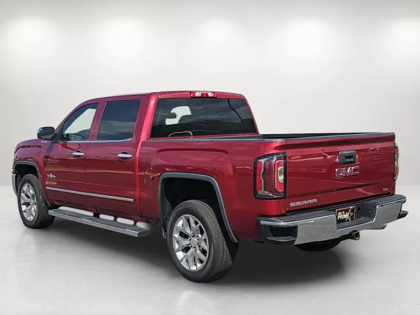 2018 /Cocoa/Dune GMC Sierra 1500 SLT (3GTU2NECXJG) with an Other engine, located at 3959 U.S. 80 W, Phenix City, AL, 36870, (334) 297-4885, 32.469296, -85.135185 - Experience the ultimate blend of power and comfort with the 2018 GMC Sierra 1500 SLT, a truck that's not just a vehicle-it's your partner in adventure, ideal for both weekend getaways and daily commutes. Whether you're hauling equipment for a weekend project or cruising through Phenix City, AL, this - Photo#6