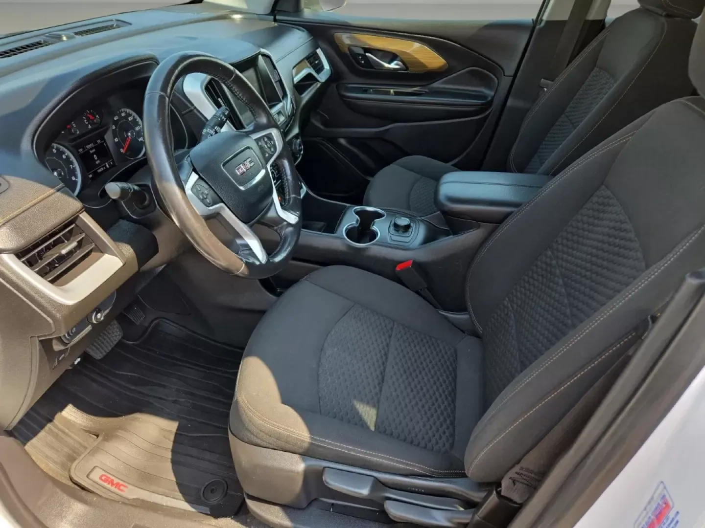 2018 /Jet Black GMC Terrain SLE (3GKALMEV4JL) with an Other engine, located at 521 Old Farm Lane Rd, Prattville, AL, 36066, (334) 325-1505, 32.482460, -86.416367 - **Adventure Awaits with the 2018 GMC Terrain SLE Perfect for Your Growing Family!**<br /> <br /> Are you ready to elevate your family adventures? Look no further than the 2018 GMC Terrain SLE, available now at Gils Auto in Prattville, AL! This stylish SUV is tailored for families on the go, weekend - Photo#12