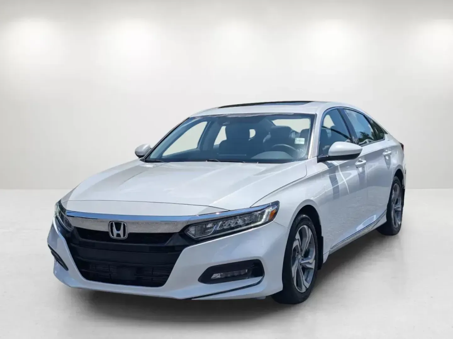 2018 Honda Accord Sedan EX 1.5T (1HGCV1F45JA) with an Intercooled Turbo Regular Unleaded I-4 1.5 L/91 engine, 1-Speed CVT w/OD transmission, located at 804 22nd Ave, Phenix City, AL, 36870, (334) 297-1860, 32.484749, -85.024475 - 2018 Honda Accord Sedan EX 1.5T - Photo#0