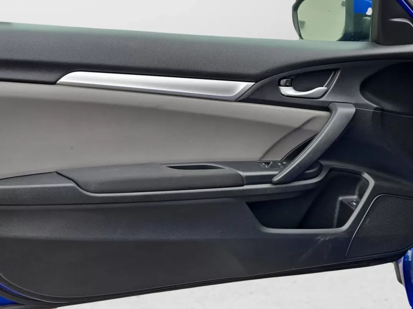 2018 Honda Civic Coupe LX-P (2HGFC4B08JH) with an Other engine, located at 521 Old Farm Lane Rd, Prattville, AL, 36066, (334) 325-1505, 32.482460, -86.416367 - **Unleash Your Inner Adventurer with the 2018 Honda Civic Coupe LX-P!**<br /> <br /> Are you searching for a reliable vehicle that seamlessly fits into your active lifestyle? Look no further than this stunning 2018 Honda Civic Coupe LX-P, available now at Gils Auto in Prattville, AL. Whether you're - Photo#9