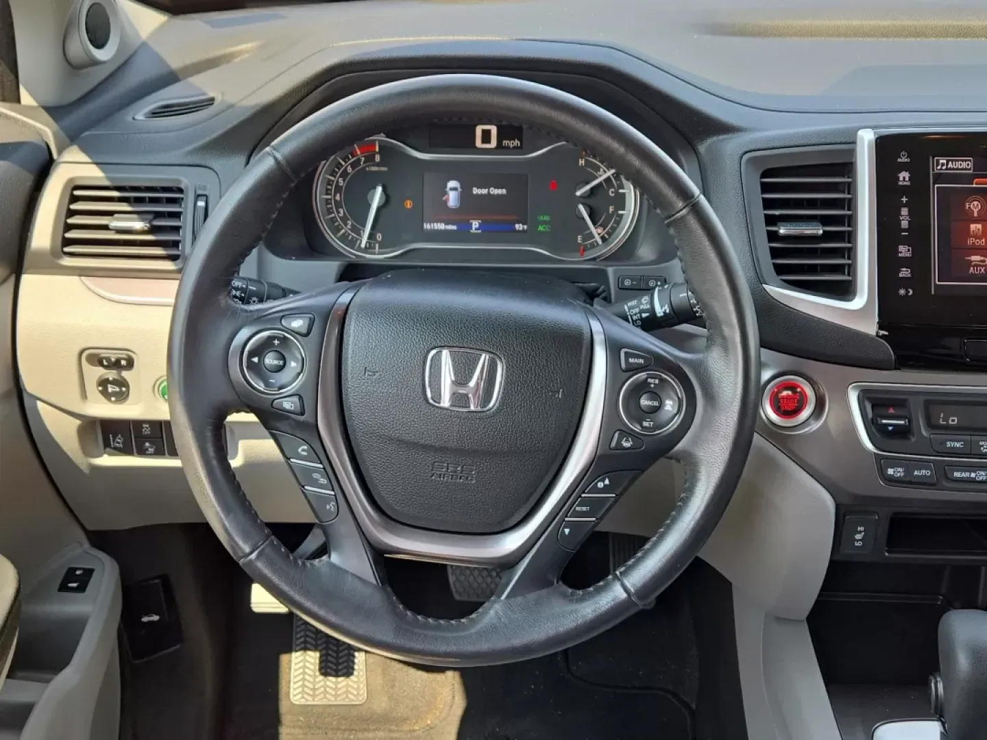 2018 Honda Pilot EX-L (5FNYF5H63JB) with an Other engine, located at 521 Old Farm Lane Rd, Prattville, AL, 36066, (334) 325-1505, 32.482460, -86.416367 - Rev up your lifestyle with the perfect blend of comfort and versatility! Whether you're carting the kids to soccer practice, gearing up for an adventurous weekend getaway, or simply tackling your daily commute, the 2018 Honda Pilot EX-L is your ideal companion. This spacious SUV offers ample room, a - Photo#17