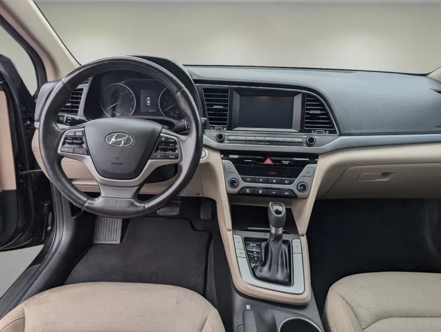 2018 /Beige Hyundai Elantra Value Edition (5NPD84LF9JH) with an Regular Unleaded I-4 2.0 L/122 engine, 6-Speed Automatic w/OD transmission, located at 804 22nd Ave, Phenix City, AL, 36870, (334) 297-1860, 32.484749, -85.024475 - 2018 Hyundai Elantra Value Edition - Photo#11